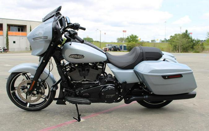 2024 Harley-Davidson® FLHX - Street Glide®