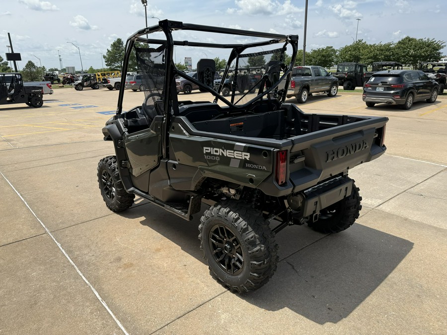 2025 Honda Pioneer 1000 Deluxe