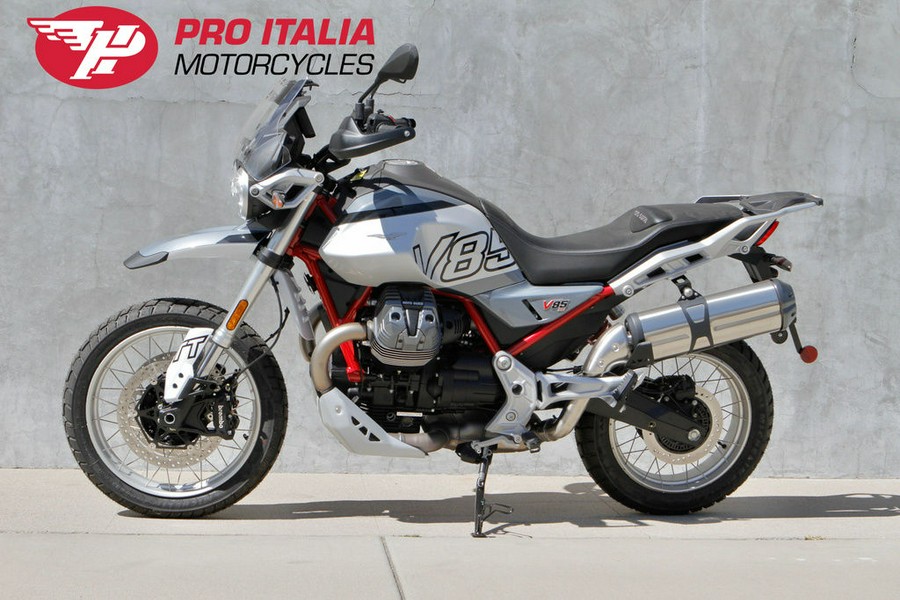 2025 Moto Guzzi V85 TT