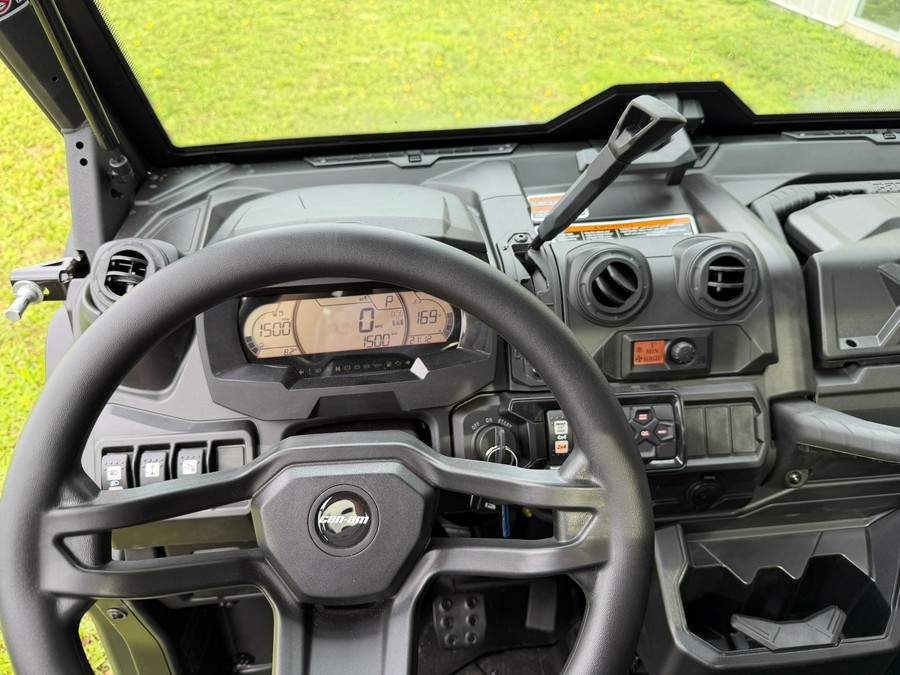 2026 Can-Am Defender PRO Limited
