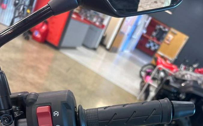 2025 Honda CB750 Hornet Base