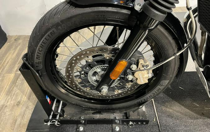 2022 Royal Enfield INT650