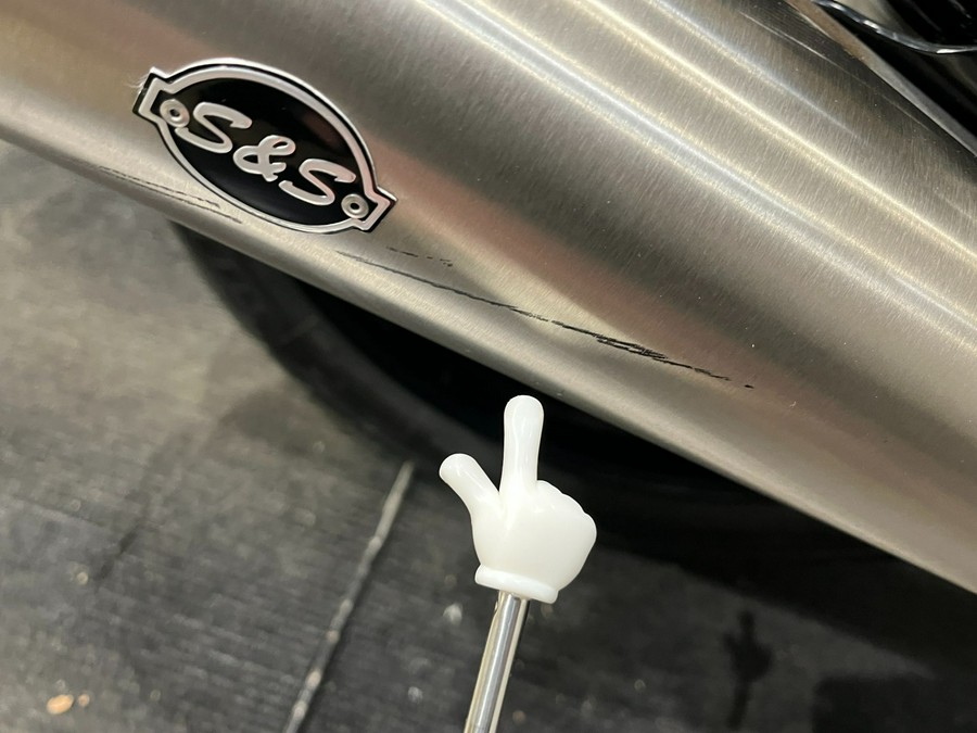 2022 Royal Enfield INT650