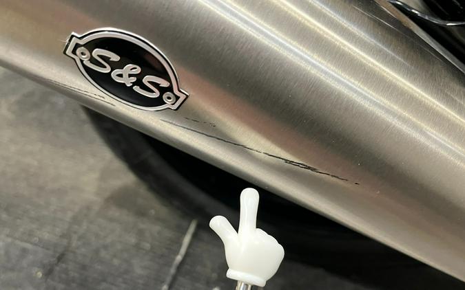 2022 Royal Enfield INT650