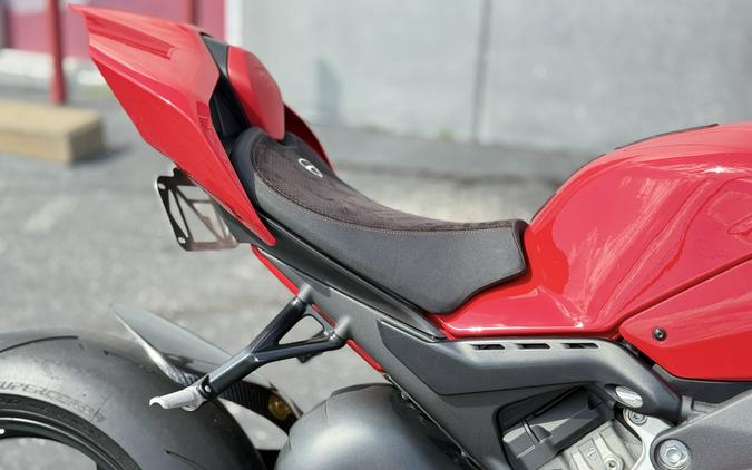 2024 Ducati Panigale V4 S - 11213P
