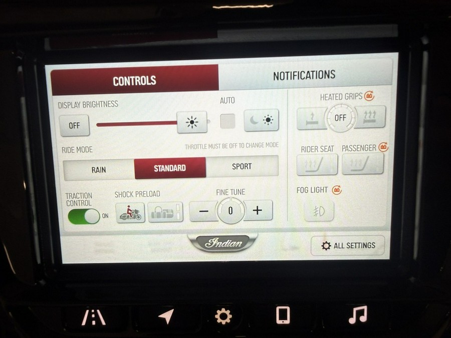 2026 Indian PURSUIT DARK HORSE 112 w/PowerBand