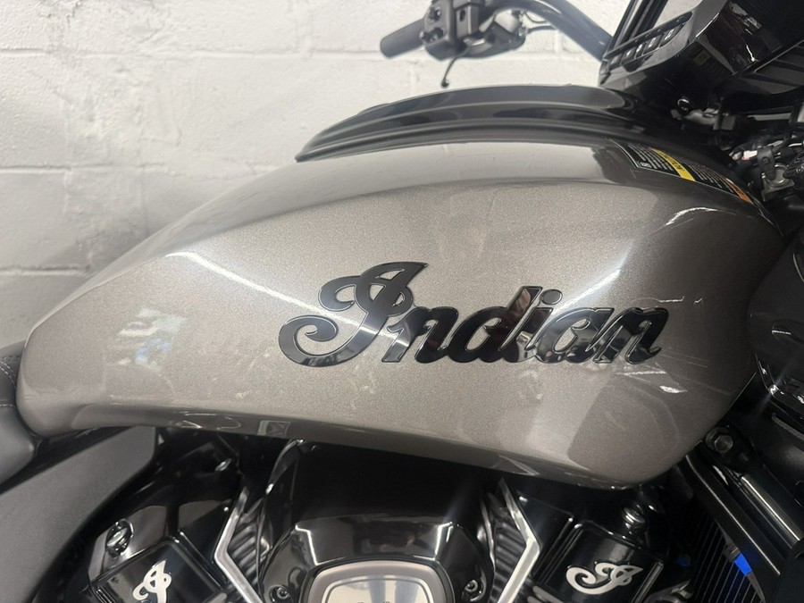2026 Indian PURSUIT DARK HORSE 112 w/PowerBand