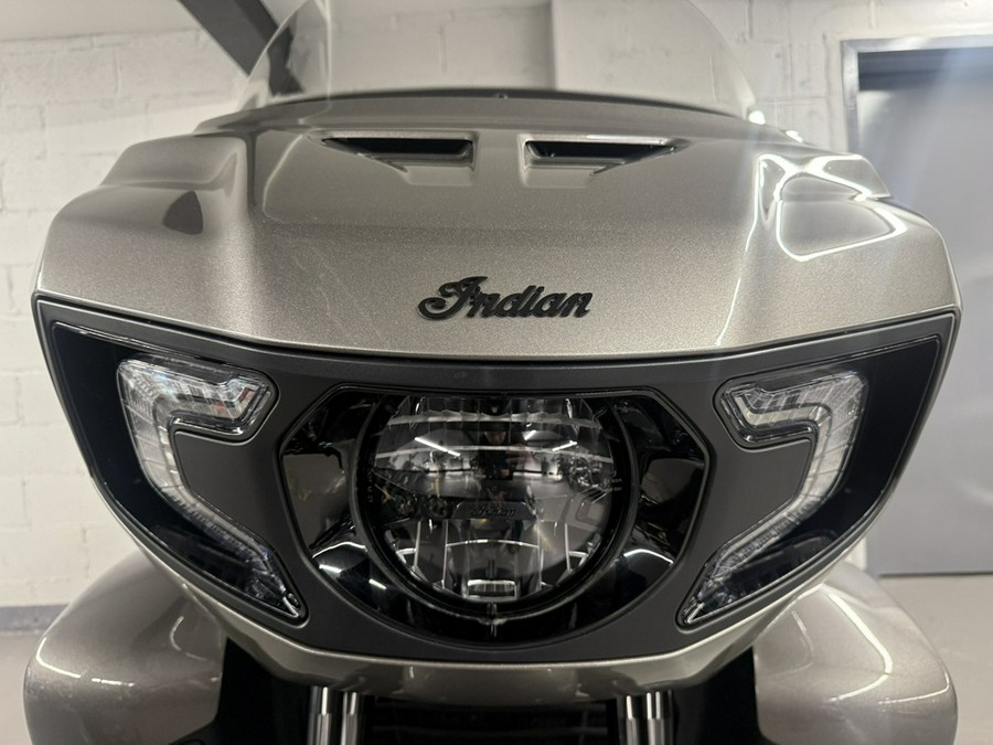 2026 Indian PURSUIT DARK HORSE 112 w/PowerBand