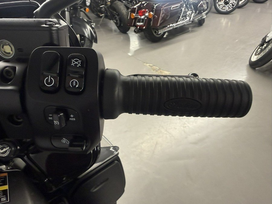 2026 Indian PURSUIT DARK HORSE 112 w/PowerBand