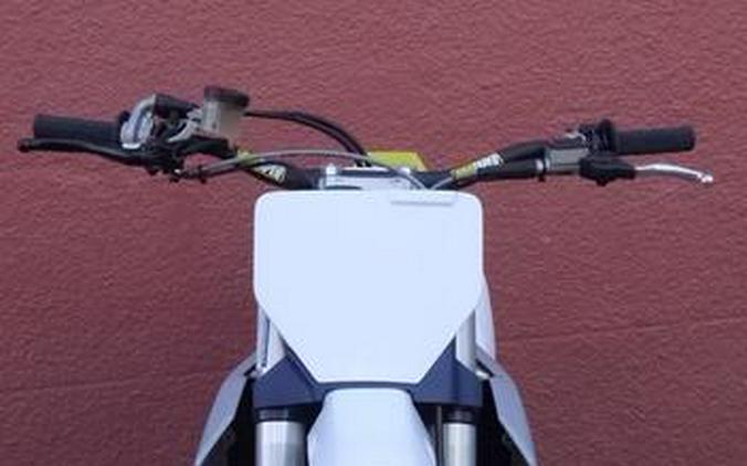 2023 Husqvarna® FS 450