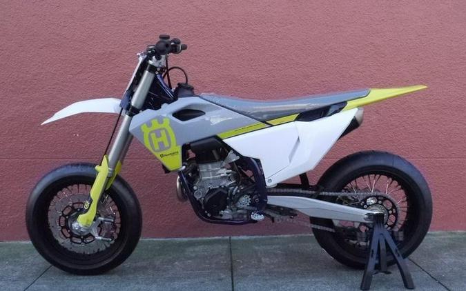 2023 Husqvarna® FS 450