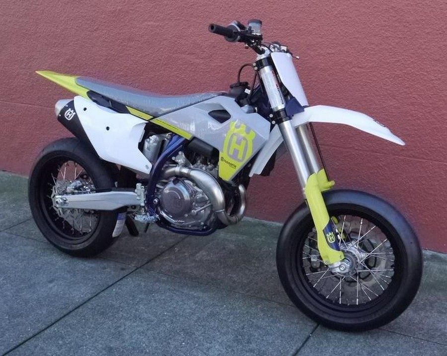 2023 Husqvarna® FS 450