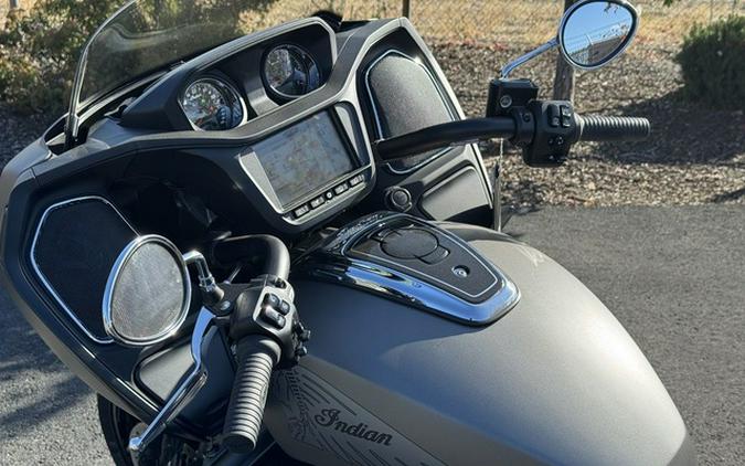 2025 Indian Challenger Heavy Metal Smoke