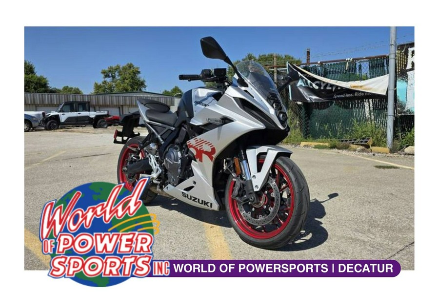 2024 Suzuki GSX-S 8R