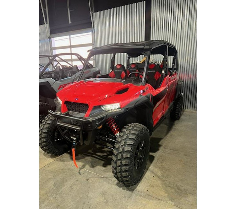 2025 Polaris GENERAL XP 4 Ultimate