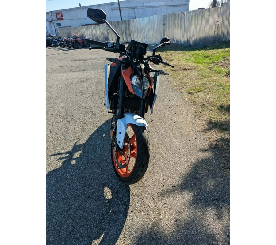 2024 KTM Duke 250