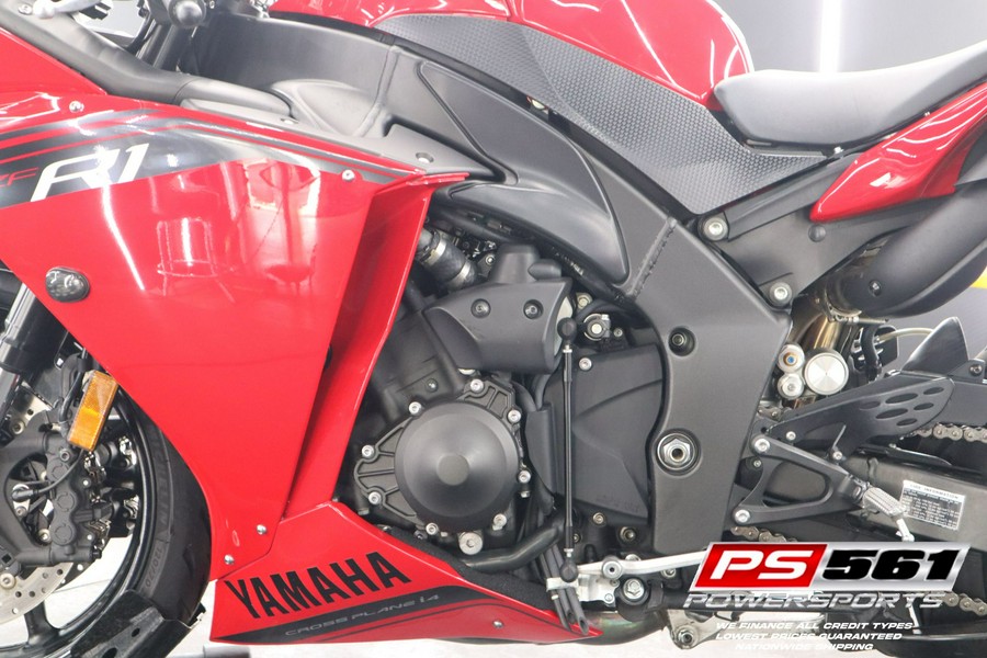 2014 Yamaha Motor Corp., USA YZF-R1