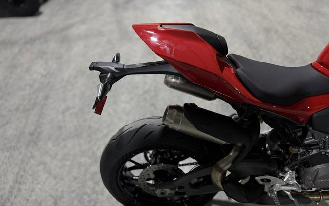 2026 Ducati Streetfighter V2 S