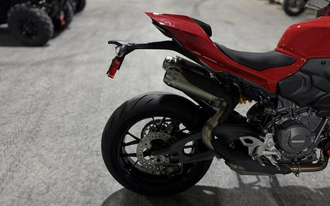 2026 Ducati Streetfighter V2 S
