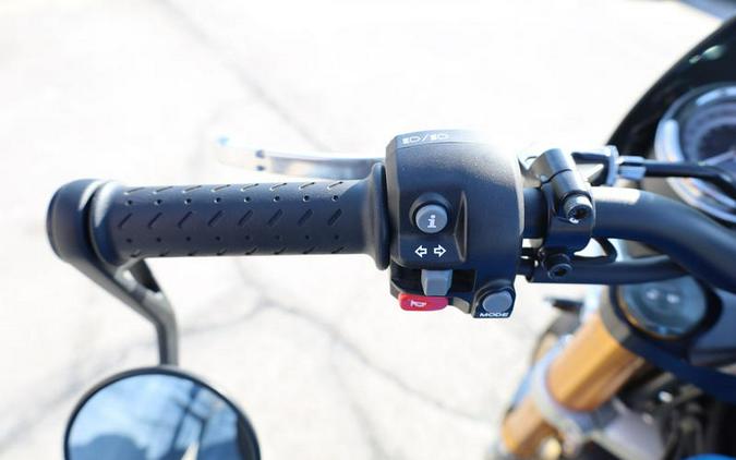 2022 Triumph Thruxton RS Ton Up Aegean Blue / Fusion White