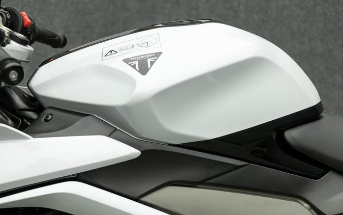 2025 TRIUMPH DAYTONA 660