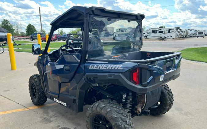 2022 Polaris General 1000 Deluxe