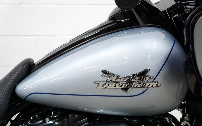 2024 Harley-Davidson® FLTRT - Road Glide® 3