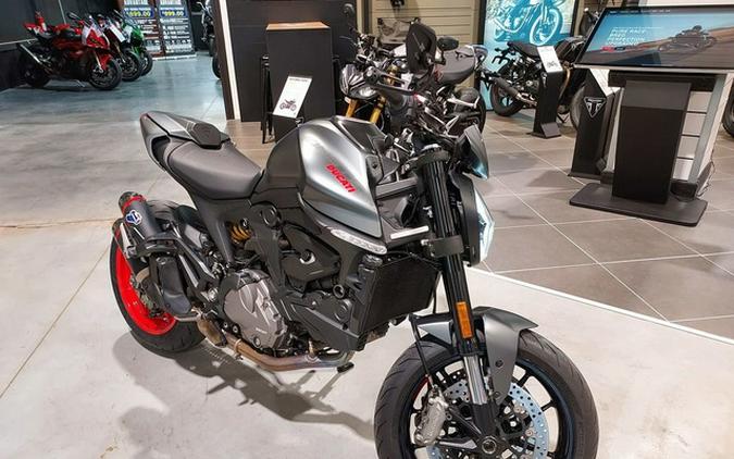 2023 DUCATI M937+