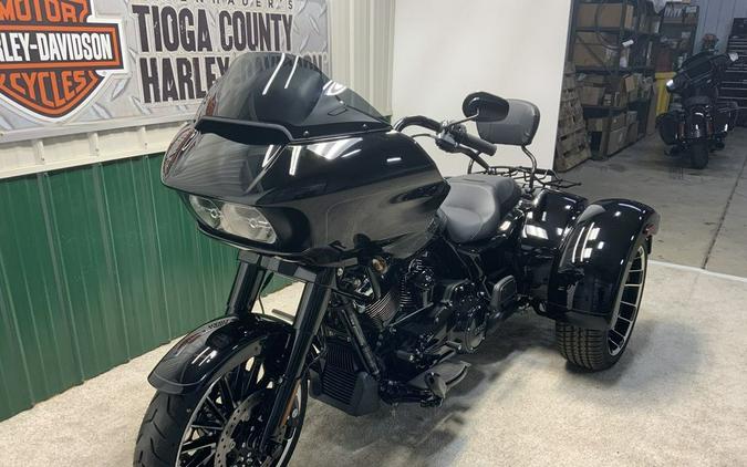2024 Harley-Davidson® FLTRT - Road Glide® 3