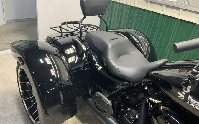2024 Harley-Davidson® FLTRT - Road Glide® 3