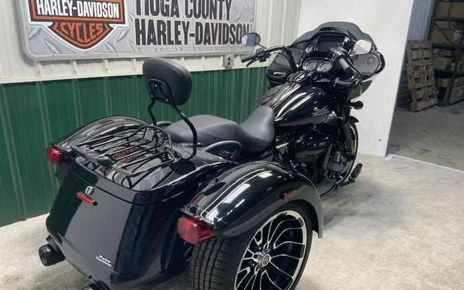2024 Harley-Davidson® FLTRT - Road Glide® 3