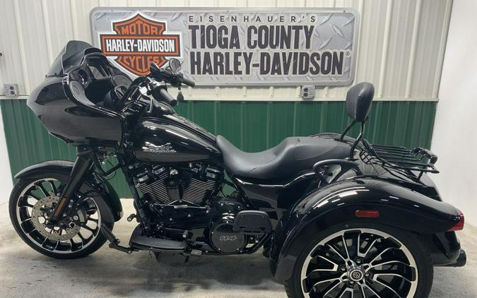 2024 Harley-Davidson® FLTRT - Road Glide® 3