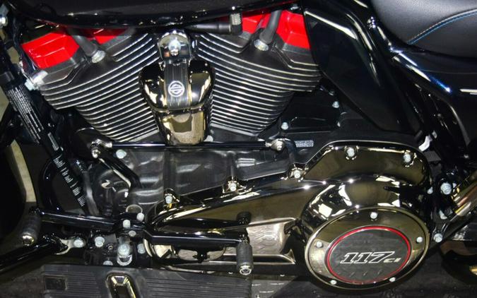 2022 Harley-Davidson CVO Street Glide FLHXSE