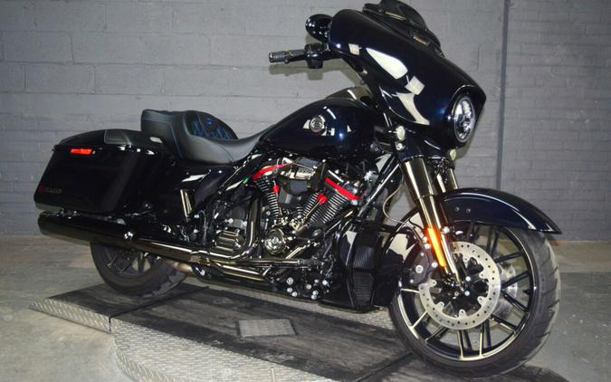 2022 Harley-Davidson CVO Street Glide FLHXSE