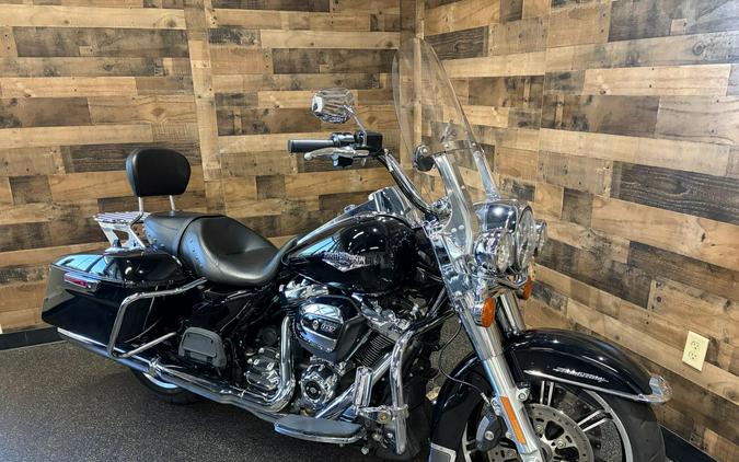 2021 Harley-Davidson® Road King® Vivid Black FLHR