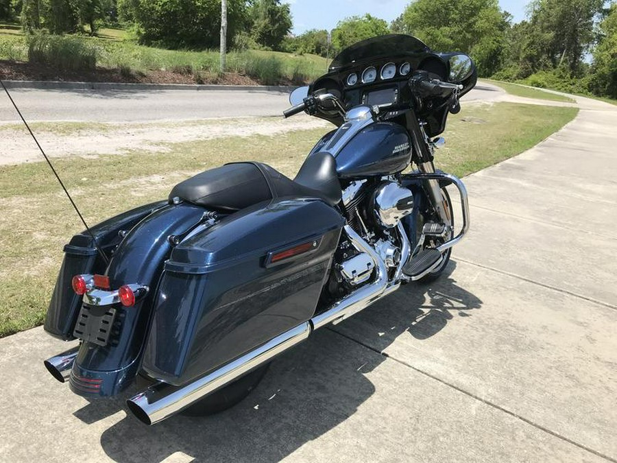 2016 Harley-Davidson® FLHXS - Street Glide® Special