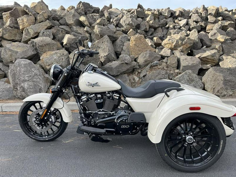 2023 Harley-Davidson® FLRT - Freewheeler®