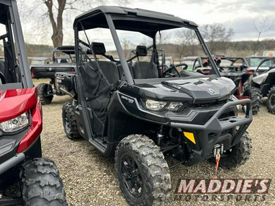 2024 Can-Am Defender XT HD9