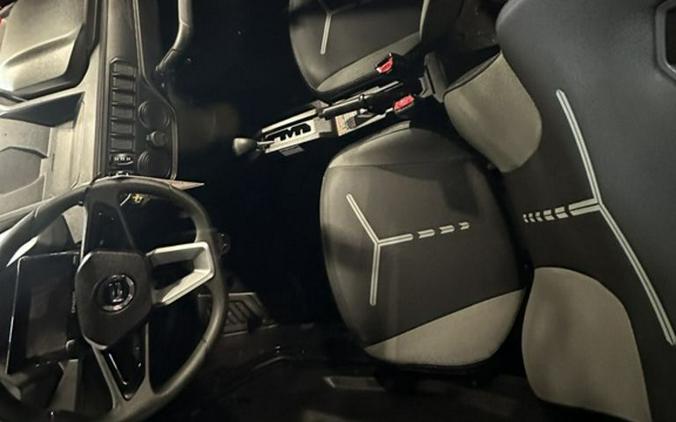 2025 CFMOTO ZFORCE 950 Sport 4