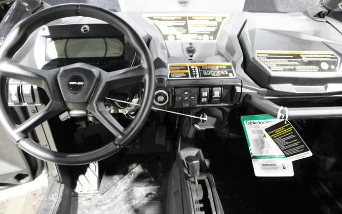 2026 Can-Am® SSV COM XT 64 1000R BK 26 XT-P 1000R