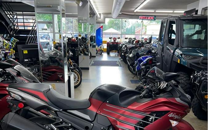 2025 Kawasaki Ninja® ZX™-14R ABS