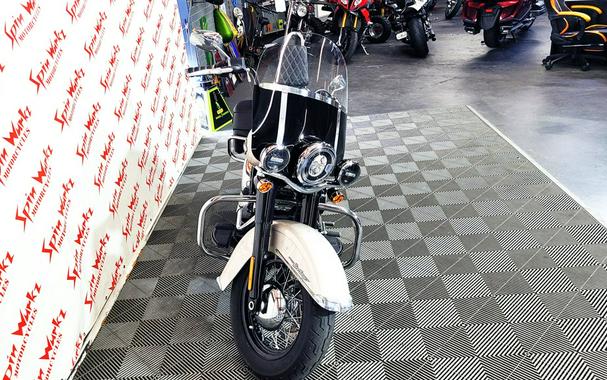 2018 HARLEY DAVIDSON HERITAGE CLASSIC