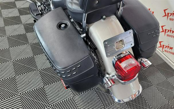 2018 HARLEY DAVIDSON HERITAGE CLASSIC