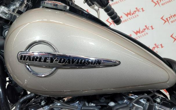 2018 HARLEY DAVIDSON HERITAGE CLASSIC