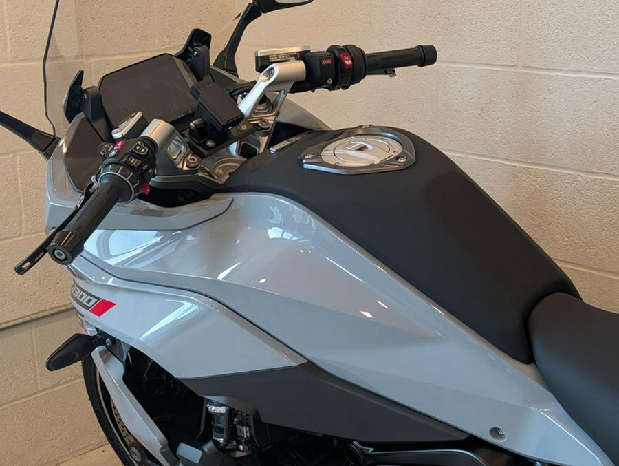 2026 BMW R 1300 RS