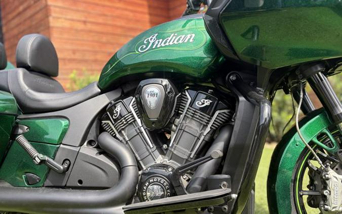 2023 Indian CHALLENGER DARKHORSE