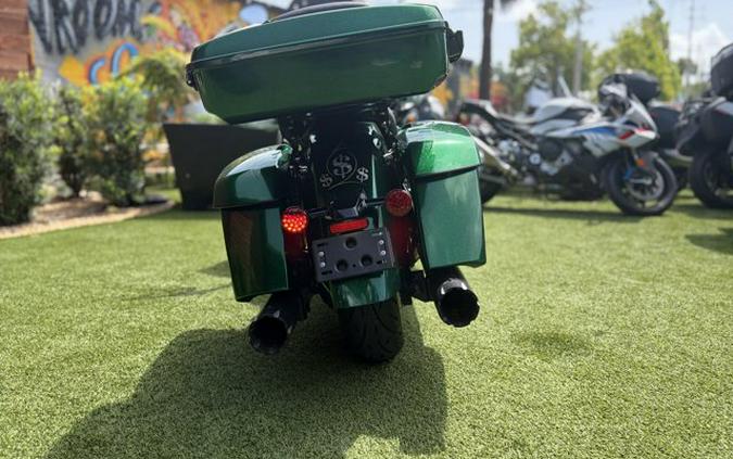 2023 Indian CHALLENGER DARKHORSE