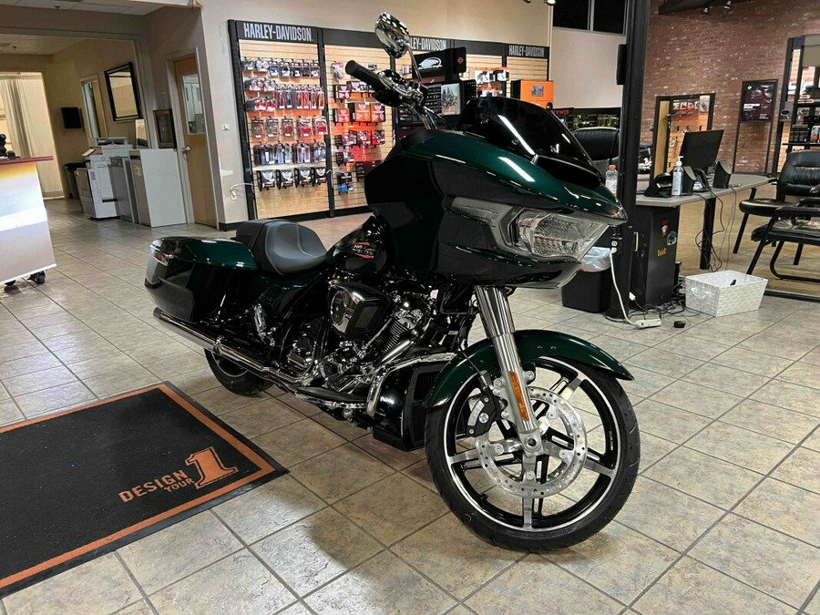 2024 Harley-Davidson Road Glide® Alpine Green