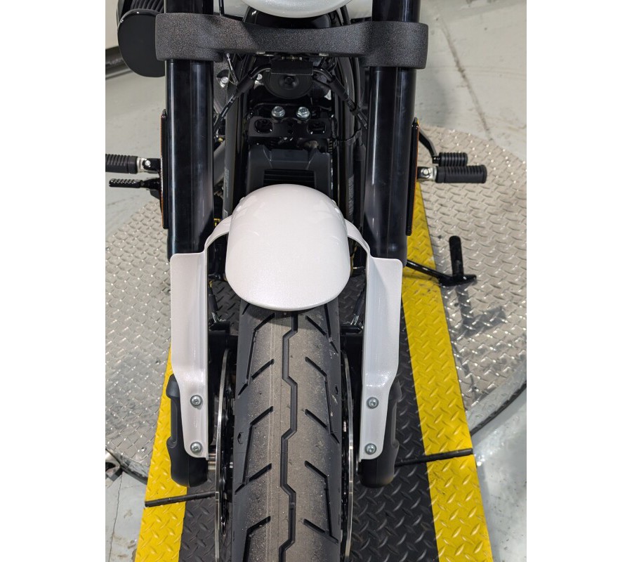 2026 Harley-Davidson® Low Rider® S White Onyx Pearl - Black