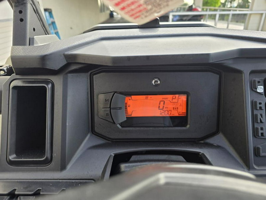 2026 Can-Am® Defender MAX X mr HD11 with half-doors